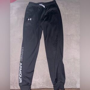 Youth Under Armour Black Performance Pants Youth Medium NWT